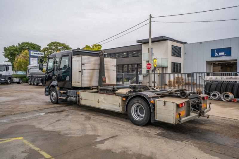 Kamion s kukastom dizalicom Volvo FL 240- 7p. + PALIFT: slika Kamion s kukastom dizalicom Volvo FL 240- 7p. + PALIFT