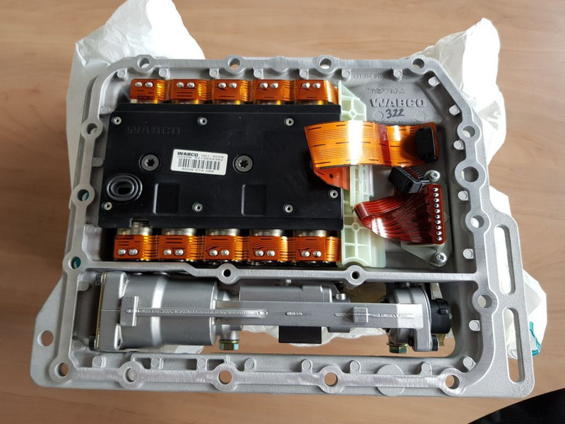 MAN AS Tronic GS3 Unit - Mjenjač za Kamion: slika MAN AS Tronic GS3 Unit - Mjenjač za Kamion MAN AS Tronic GS3 Unit - Mjenjač za Kamion: slika MAN AS Tronic GS3 Unit - Mjenjač za Kamion