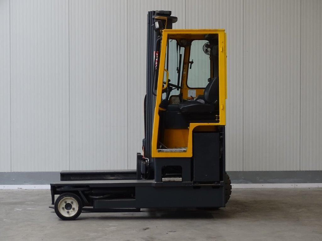 Combilift C4000E - TRIPLEX - 4-smjerni regalni viličar: slika Combilift C4000E - TRIPLEX - 4-smjerni regalni viličar Combilift C4000E - TRIPLEX - 4-smjerni regalni viličar: slika Combilift C4000E - TRIPLEX - 4-smjerni regalni viličar