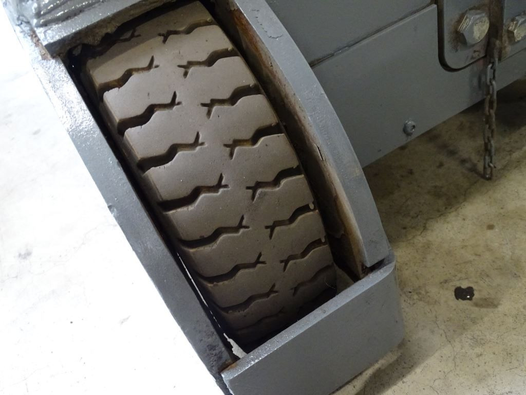 Jungheinrich EZS C40 - Vučni traktor: slika Jungheinrich EZS C40 - Vučni traktor Jungheinrich EZS C40 - Vučni traktor: slika Jungheinrich EZS C40 - Vučni traktor