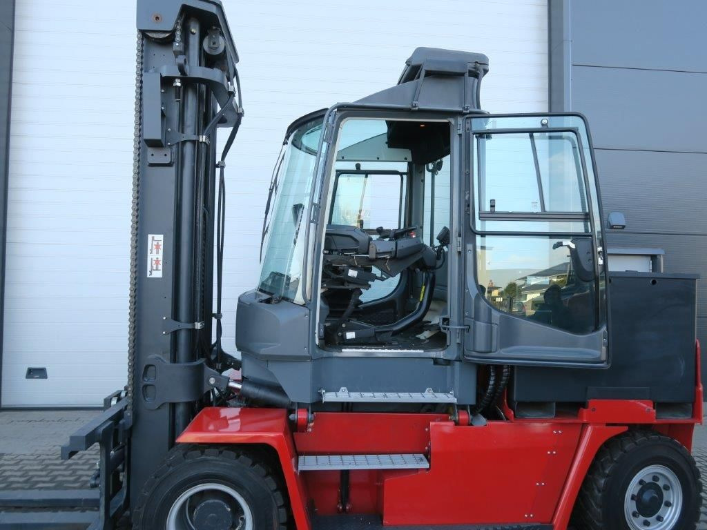 Električni viličar Kalmar ECG80-6 - TRIPLEX - Drehsitz: slika Električni viličar Kalmar ECG80-6 - TRIPLEX - Drehsitz Električni viličar Kalmar ECG80-6 - TRIPLEX - Drehsitz: slika Električni viličar Kalmar ECG80-6 - TRIPLEX - Drehsitz