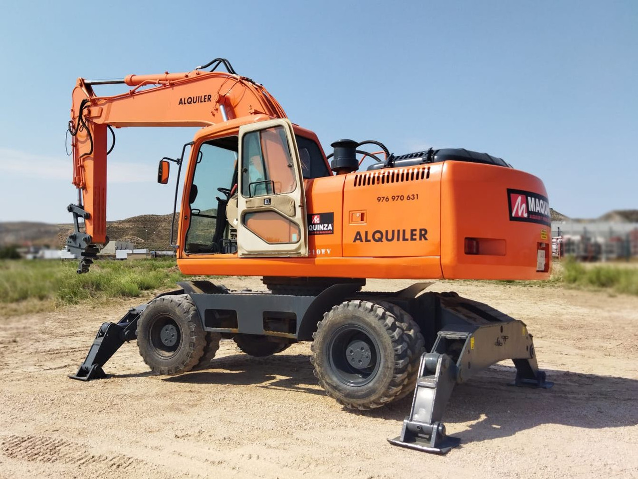 DAEWOO 210 W-V M4E (LOC) - Bager na kotačima: slika DAEWOO 210 W-V M4E (LOC) - Bager na kotačima DAEWOO 210 W-V M4E (LOC) - Bager na kotačima: slika DAEWOO 210 W-V M4E (LOC) - Bager na kotačima