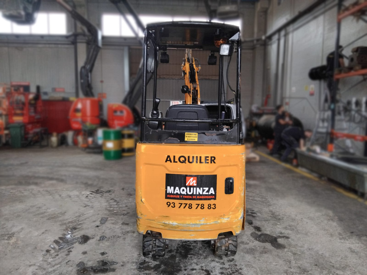 JCB 15C - Mini bager: slika JCB 15C - Mini bager JCB 15C - Mini bager: slika JCB 15C - Mini bager