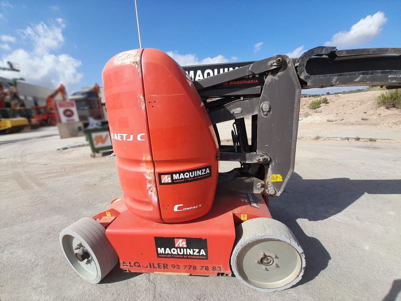 MANITOU 120AETJ C - Zglobni krak: slika MANITOU 120AETJ C - Zglobni krak MANITOU 120AETJ C - Zglobni krak: slika MANITOU 120AETJ C - Zglobni krak