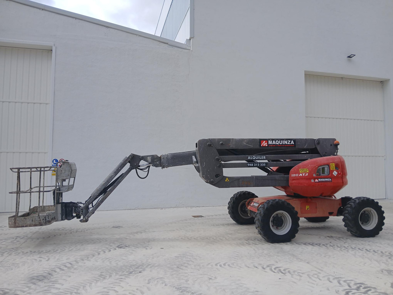 MANITOU 180ATJ - Zglobni krak: slika MANITOU 180ATJ - Zglobni krak MANITOU 180ATJ - Zglobni krak: slika MANITOU 180ATJ - Zglobni krak