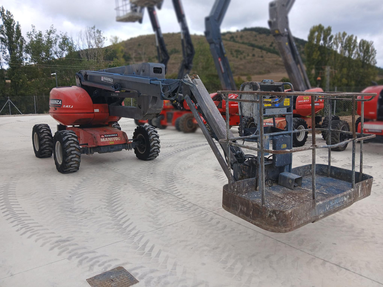 MANITOU 180ATJ - Zglobni krak: slika MANITOU 180ATJ - Zglobni krak MANITOU 180ATJ - Zglobni krak: slika MANITOU 180ATJ - Zglobni krak