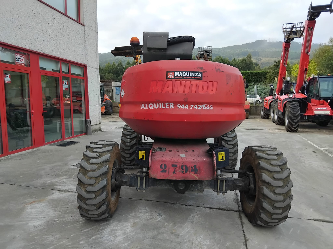 MANITOU 180ATJ - Zglobni krak: slika MANITOU 180ATJ - Zglobni krak MANITOU 180ATJ - Zglobni krak: slika MANITOU 180ATJ - Zglobni krak