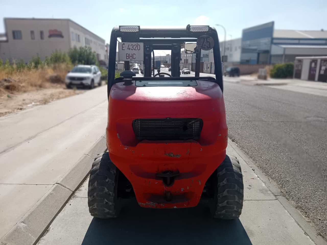 MANITOU MC18.4 D - Diesel viličar: slika MANITOU MC18.4 D - Diesel viličar MANITOU MC18.4 D - Diesel viličar: slika MANITOU MC18.4 D - Diesel viličar