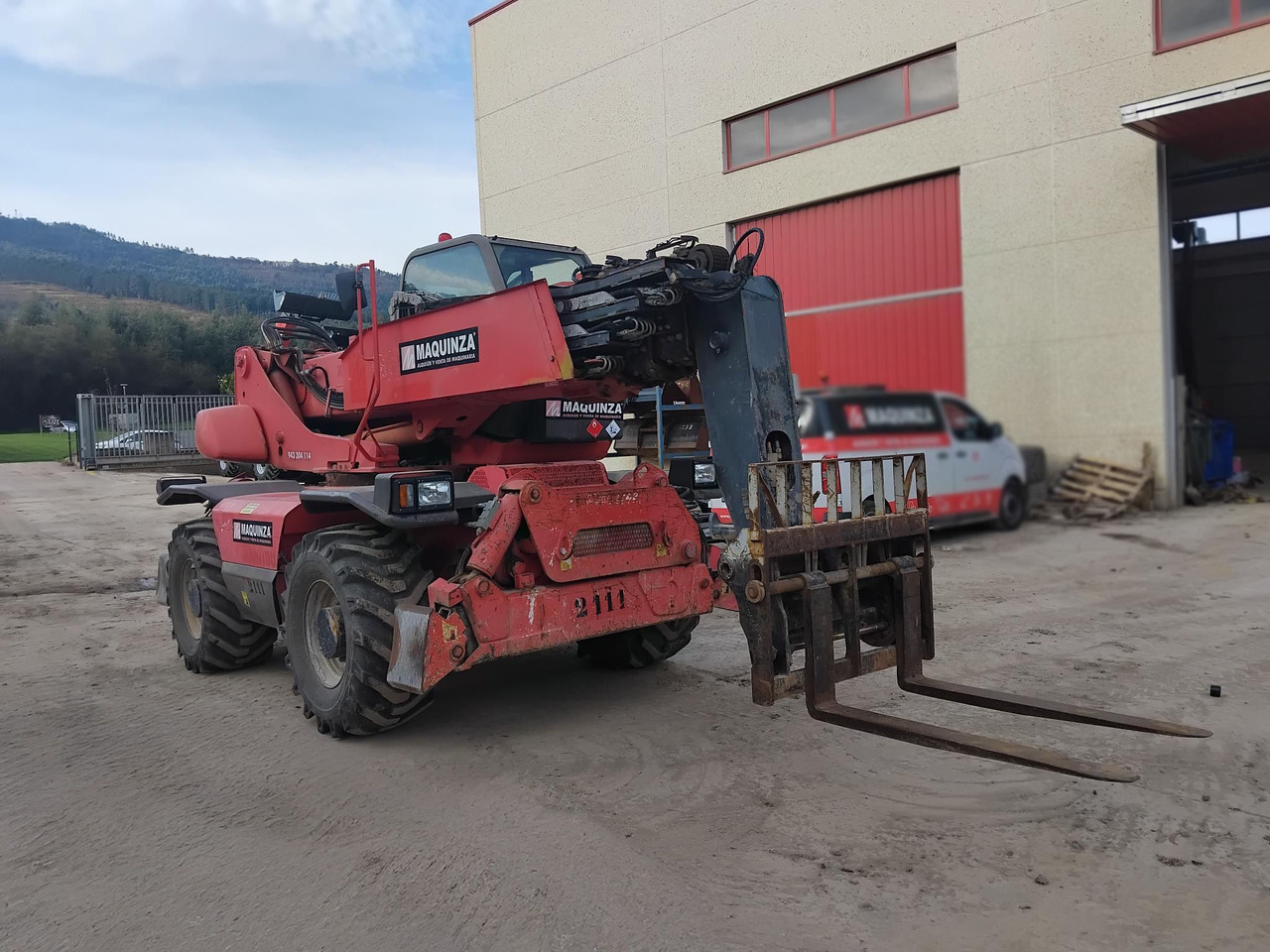 MANITOU MRT1742 - Teleskopski rukovatelj: slika MANITOU MRT1742 - Teleskopski rukovatelj MANITOU MRT1742 - Teleskopski rukovatelj: slika MANITOU MRT1742 - Teleskopski rukovatelj