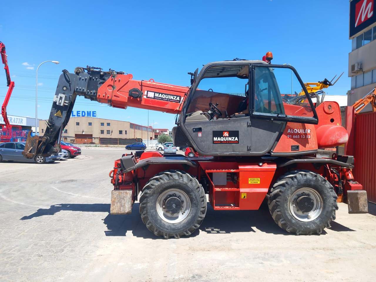 MANITOU MRT1742 - Teleskopski rukovatelj: slika MANITOU MRT1742 - Teleskopski rukovatelj MANITOU MRT1742 - Teleskopski rukovatelj: slika MANITOU MRT1742 - Teleskopski rukovatelj
