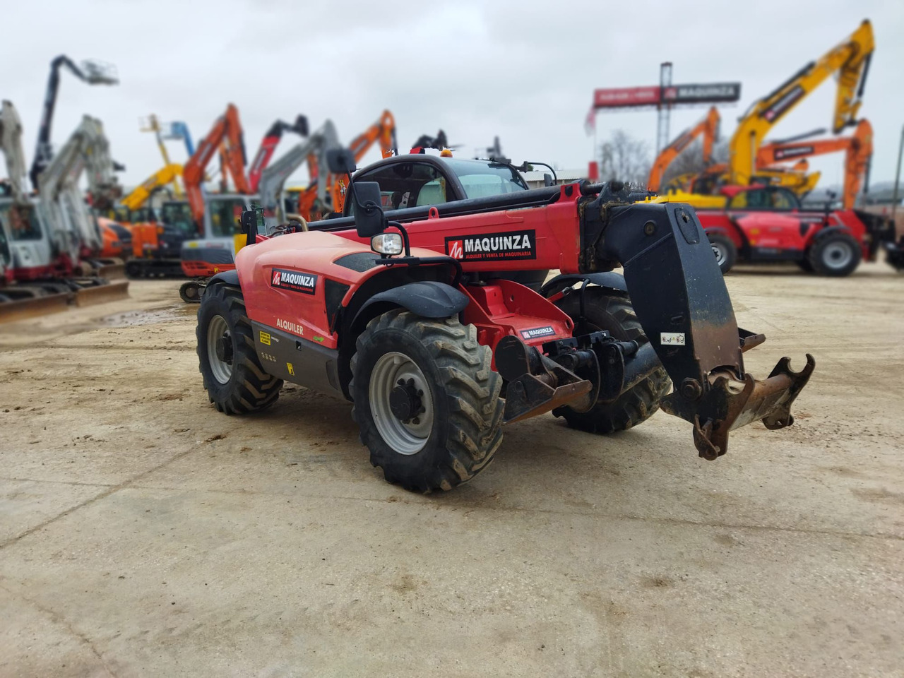 Teleskopski rukovatelj MANITOU MT1335 EASY: slika Teleskopski rukovatelj MANITOU MT1335 EASY