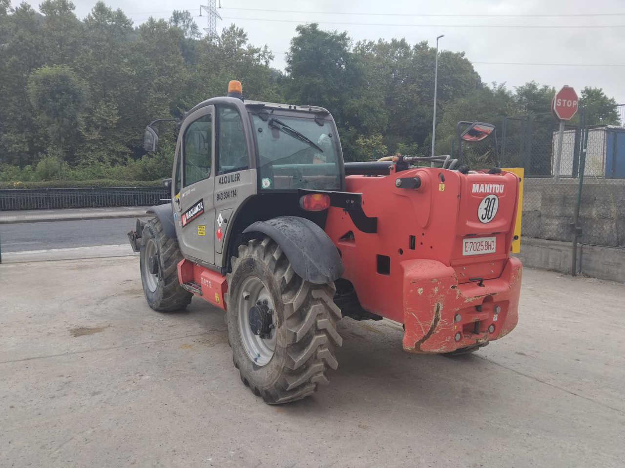MANITOU MT1335 EASY - Teleskopski rukovatelj: slika MANITOU MT1335 EASY - Teleskopski rukovatelj MANITOU MT1335 EASY - Teleskopski rukovatelj: slika MANITOU MT1335 EASY - Teleskopski rukovatelj