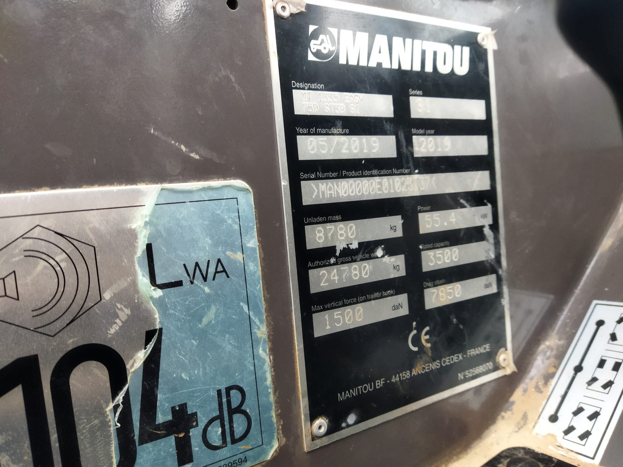 Teleskopski rukovatelj MANITOU MT1335 EASY: slika Teleskopski rukovatelj MANITOU MT1335 EASY