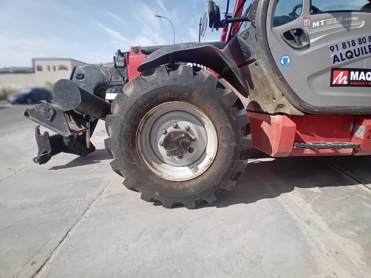Teleskopski rukovatelj MANITOU MT1335 EASY: slika Teleskopski rukovatelj MANITOU MT1335 EASY