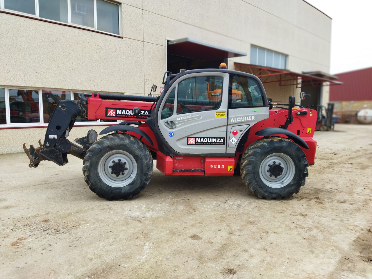 MANITOU MT1335 EASY - Teleskopski rukovatelj: slika MANITOU MT1335 EASY - Teleskopski rukovatelj MANITOU MT1335 EASY - Teleskopski rukovatelj: slika MANITOU MT1335 EASY - Teleskopski rukovatelj