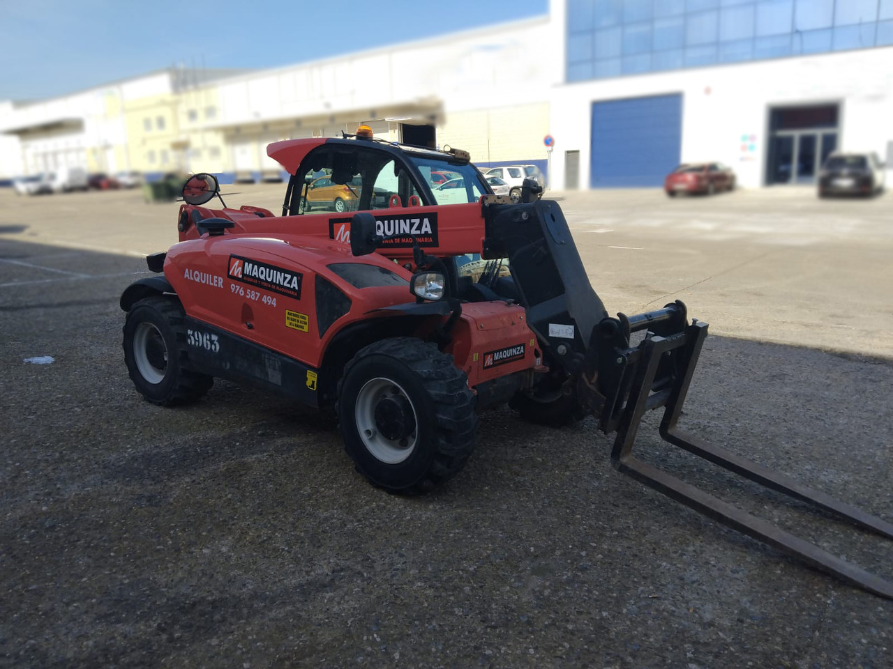 MANITOU MT625 H - Teleskopski rukovatelj: slika MANITOU MT625 H - Teleskopski rukovatelj MANITOU MT625 H - Teleskopski rukovatelj: slika MANITOU MT625 H - Teleskopski rukovatelj