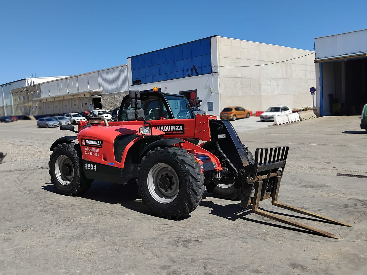 MANITOU MT733 EASY 75D - Teleskopski rukovatelj: slika MANITOU MT733 EASY 75D - Teleskopski rukovatelj MANITOU MT733 EASY 75D - Teleskopski rukovatelj: slika MANITOU MT733 EASY 75D - Teleskopski rukovatelj
