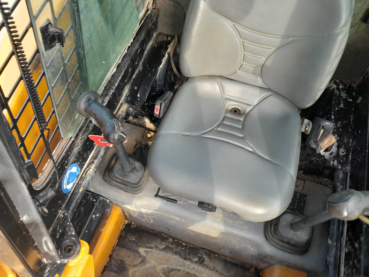 Zakup  MUSTANG 1650R MUSTANG 1650R: slika Zakup  MUSTANG 1650R MUSTANG 1650R