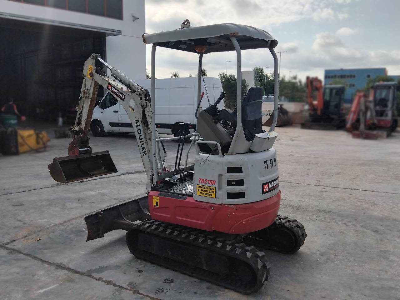 TAKEUCHI TB215R EASY - Mini bager: slika TAKEUCHI TB215R EASY - Mini bager TAKEUCHI TB215R EASY - Mini bager: slika TAKEUCHI TB215R EASY - Mini bager