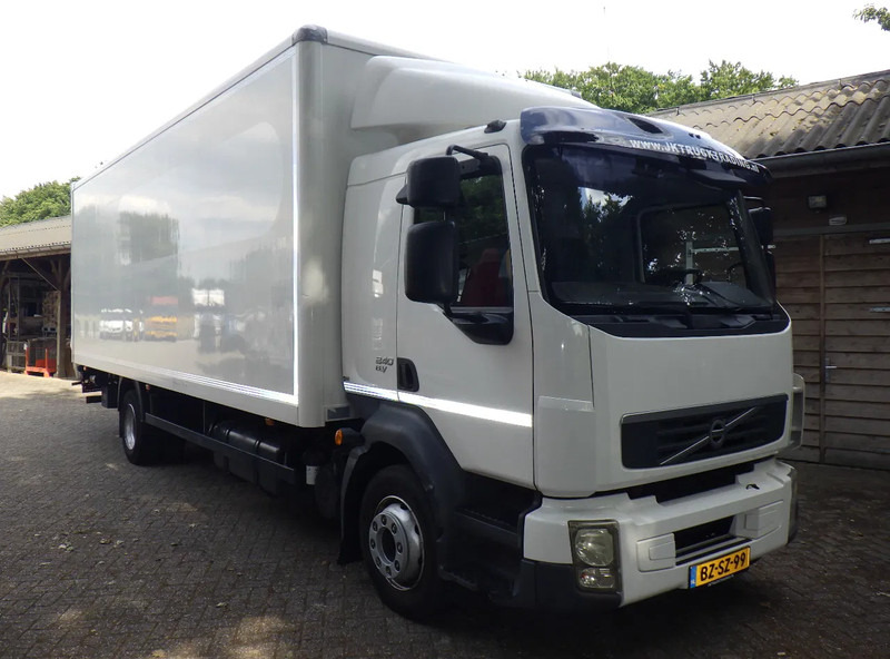 Volvo FL 12 240 Euro 5 EEV/ 6 Cil. - Kamion sandučar: slika Volvo FL 12 240 Euro 5 EEV/ 6 Cil. - Kamion sandučar Volvo FL 12 240 Euro 5 EEV/ 6 Cil. - Kamion sandučar: slika Volvo FL 12 240 Euro 5 EEV/ 6 Cil. - Kamion sandučar