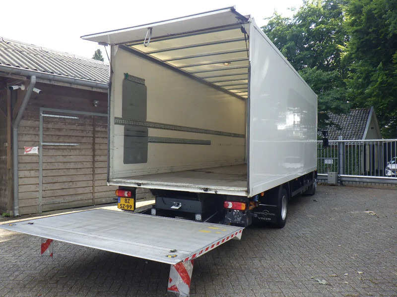 Volvo FL 12 240 Euro 5 EEV/ 6 Cil. - Kamion sandučar: slika Volvo FL 12 240 Euro 5 EEV/ 6 Cil. - Kamion sandučar Volvo FL 12 240 Euro 5 EEV/ 6 Cil. - Kamion sandučar: slika Volvo FL 12 240 Euro 5 EEV/ 6 Cil. - Kamion sandučar