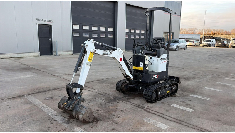 Bobcat E10 Z (BE MACHINE / 438H / MIN WIDTH 0.73M / TOP CONDITION) - Mini bager: slika Bobcat E10 Z (BE MACHINE / 438H / MIN WIDTH 0.73M / TOP CONDITION) - Mini bager Bobcat E10 Z (BE MACHINE / 438H / MIN WIDTH 0.73M / TOP CONDITION) - Mini bager: slika Bobcat E10 Z (BE MACHINE / 438H / MIN WIDTH 0.73M / TOP CONDITION) - Mini bager
