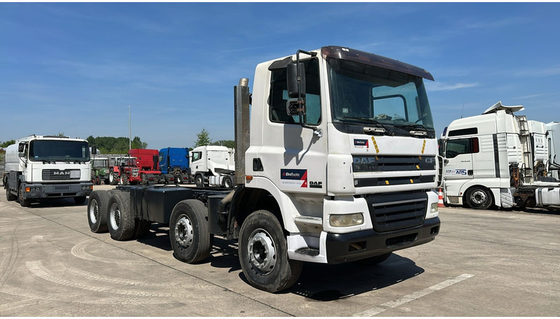 DAF 85 CF 430 (EURO 3 / MANUAL GEARBOX / BOITE MANUELLE / BIG HUB / 8X4 / STEEL SUSP. / LAMES) - Kamion-šasija: slika DAF 85 CF 430 (EURO 3 / MANUAL GEARBOX / BOITE MANUELLE / BIG HUB / 8X4 / STEEL SUSP. / LAMES) - Kamion-šasija DAF 85 CF 430 (EURO 3 / MANUAL GEARBOX / BOITE MANUELLE / BIG HUB / 8X4 / STEEL SUSP. / LAMES) - Kamion-šasija: slika DAF 85 CF 430 (EURO 3 / MANUAL GEARBOX / BOITE MANUELLE / BIG HUB / 8X4 / STEEL SUSP. / LAMES) - Kamion-šasija