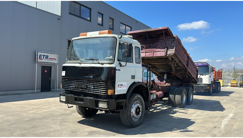 Iveco MAGIRUS 260 - 34 (LIVRAISON GRATUITE AU PORT D'ANVERS / POMPE MANUELLE) - Kiper: slika Iveco MAGIRUS 260 - 34 (LIVRAISON GRATUITE AU PORT D'ANVERS / POMPE MANUELLE) - Kiper Iveco MAGIRUS 260 - 34 (LIVRAISON GRATUITE AU PORT D'ANVERS / POMPE MANUELLE) - Kiper: slika Iveco MAGIRUS 260 - 34 (LIVRAISON GRATUITE AU PORT D'ANVERS / POMPE MANUELLE) - Kiper