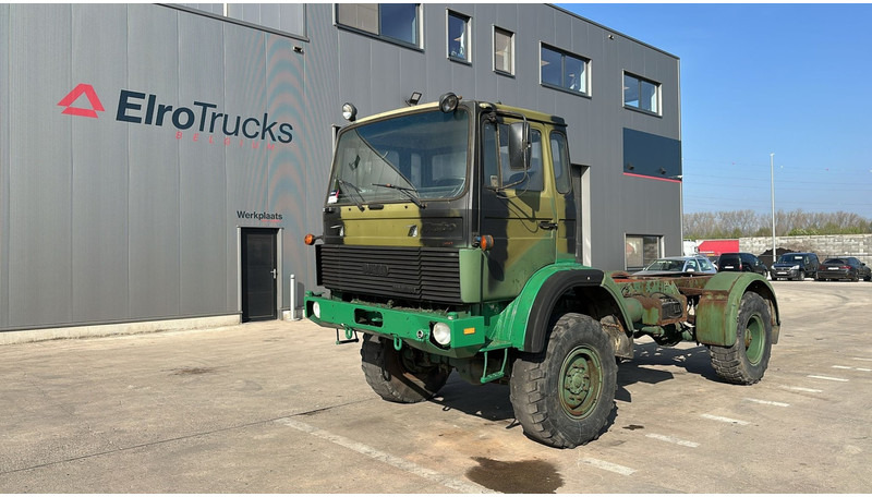 Iveco Magirus 110 - 16 (4X4 / 57000 KM / LAMES / GRAND PONT / 6 CYLINDRES EN LIGNE !! / MANUAL PUMP) - Kamion-šasija: slika Iveco Magirus 110 - 16 (4X4 / 57000 KM / LAMES / GRAND PONT / 6 CYLINDRES EN LIGNE !! / MANUAL PUMP) - Kamion-šasija Iveco Magirus 110 - 16 (4X4 / 57000 KM / LAMES / GRAND PONT / 6 CYLINDRES EN LIGNE !! / MANUAL PUMP) - Kamion-šasija: slika Iveco Magirus 110 - 16 (4X4 / 57000 KM / LAMES / GRAND PONT / 6 CYLINDRES EN LIGNE !! / MANUAL PUMP) - Kamion-šasija