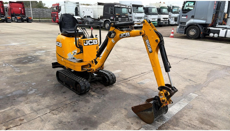 JCB 8008 (BE MACHINE / TOP CONDITION / 1898 H) - Mini bager: slika JCB 8008 (BE MACHINE / TOP CONDITION / 1898 H) - Mini bager JCB 8008 (BE MACHINE / TOP CONDITION / 1898 H) - Mini bager: slika JCB 8008 (BE MACHINE / TOP CONDITION / 1898 H) - Mini bager