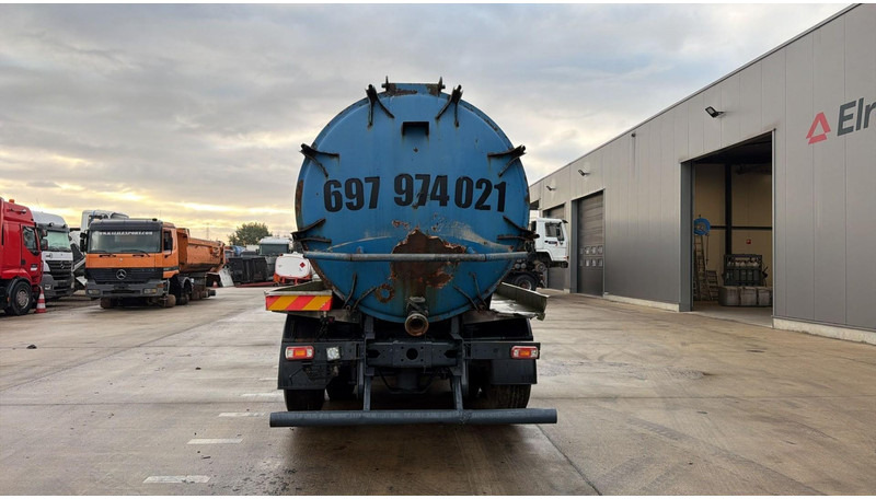 Mercedes-Benz ACTROS 2531 (16000 L / GRAND PONT / EPS / 6X2 / 3 PEDALES / V6) - Vakum kamion: slika Mercedes-Benz ACTROS 2531 (16000 L / GRAND PONT / EPS / 6X2 / 3 PEDALES / V6) - Vakum kamion Mercedes-Benz ACTROS 2531 (16000 L / GRAND PONT / EPS / 6X2 / 3 PEDALES / V6) - Vakum kamion: slika Mercedes-Benz ACTROS 2531 (16000 L / GRAND PONT / EPS / 6X2 / 3 PEDALES / V6) - Vakum kamion