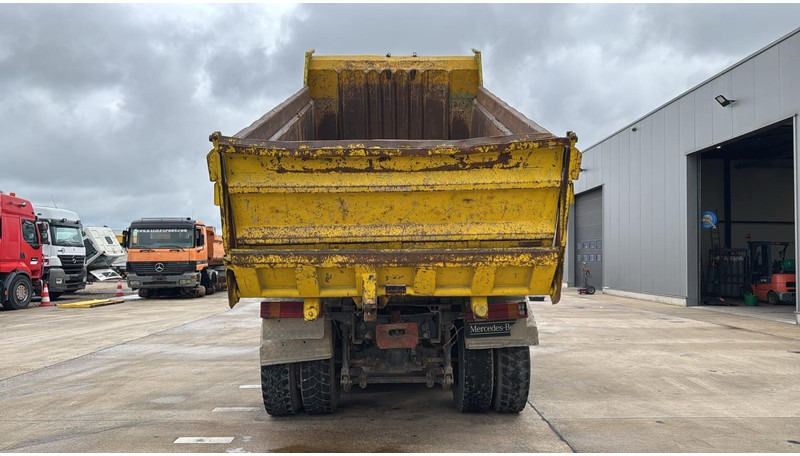 Mercedes-Benz ACTROS 2640 (EPS / LAMES / GRAND PONT / 6X4 / 3 PEDALES) - Kiper: slika Mercedes-Benz ACTROS 2640 (EPS / LAMES / GRAND PONT / 6X4 / 3 PEDALES) - Kiper Mercedes-Benz ACTROS 2640 (EPS / LAMES / GRAND PONT / 6X4 / 3 PEDALES) - Kiper: slika Mercedes-Benz ACTROS 2640 (EPS / LAMES / GRAND PONT / 6X4 / 3 PEDALES) - Kiper