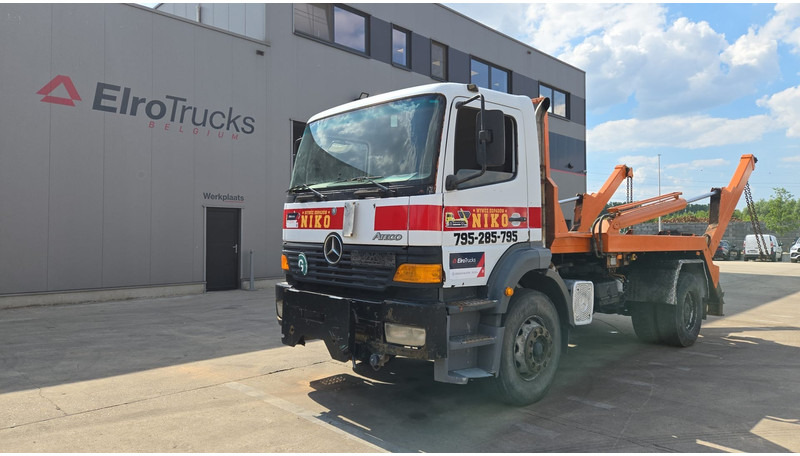 Mercedes-Benz Atego 1823 (BIG AXLE / STEEL SUSP. / LAMES / BOITE MANUELLE / MANUAL GETRIEBE) - Transporter kontejnera/ Kamion s izmjenjivim sanducima: slika Mercedes-Benz Atego 1823 (BIG AXLE / STEEL SUSP. / LAMES / BOITE MANUELLE / MANUAL GETRIEBE) - Transporter kontejnera/ Kamion s izmjenjivim sanducima Mercedes-Benz Atego 1823 (BIG AXLE / STEEL SUSP. / LAMES / BOITE MANUELLE / MANUAL GETRIEBE) - Transporter kontejnera/ Kamion s izmjenjivim sanducima: slika Mercedes-Benz Atego 1823 (BIG AXLE / STEEL SUSP. / LAMES / BOITE MANUELLE / MANUAL GETRIEBE) - Transporter kontejnera/ Kamion s izmjenjivim sanducima