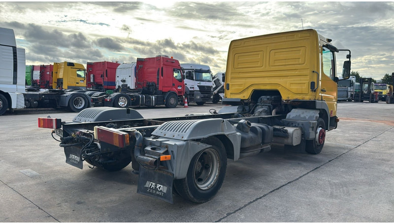 Mercedes-Benz Atego 815 (BOITE MANUELLE / MANUAL GEARBOX) - Kamion-šasija: slika Mercedes-Benz Atego 815 (BOITE MANUELLE / MANUAL GEARBOX) - Kamion-šasija Mercedes-Benz Atego 815 (BOITE MANUELLE / MANUAL GEARBOX) - Kamion-šasija: slika Mercedes-Benz Atego 815 (BOITE MANUELLE / MANUAL GEARBOX) - Kamion-šasija