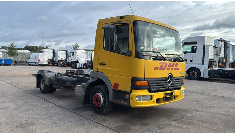 Mercedes-Benz Atego 815 (BOITE MANUELLE / MANUAL GEARBOX) - Kamion-šasija: slika Mercedes-Benz Atego 815 (BOITE MANUELLE / MANUAL GEARBOX) - Kamion-šasija Mercedes-Benz Atego 815 (BOITE MANUELLE / MANUAL GEARBOX) - Kamion-šasija: slika Mercedes-Benz Atego 815 (BOITE MANUELLE / MANUAL GEARBOX) - Kamion-šasija
