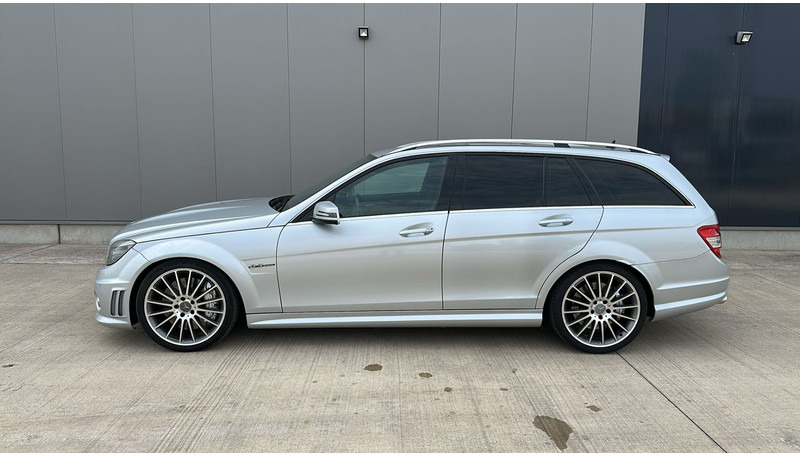 Mercedes-Benz C-Klasse 63 AMG (LICHTE VRACHT / BELGISCHE WAGEN / V8 / OPEN DAK) - Karavan: slika Mercedes-Benz C-Klasse 63 AMG (LICHTE VRACHT / BELGISCHE WAGEN / V8 / OPEN DAK) - Karavan Mercedes-Benz C-Klasse 63 AMG (LICHTE VRACHT / BELGISCHE WAGEN / V8 / OPEN DAK) - Karavan: slika Mercedes-Benz C-Klasse 63 AMG (LICHTE VRACHT / BELGISCHE WAGEN / V8 / OPEN DAK) - Karavan