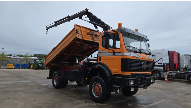 Mercedes-Benz SK 1735 (V8 2X TURBO / 4X4 / PARFAIT ETAT !!!! / GRUE / LAMES / GRAND PONT / TOP CONDITION !!!) - Kiper, Kamion s kranom: slika Mercedes-Benz SK 1735 (V8 2X TURBO / 4X4 / PARFAIT ETAT !!!! / GRUE / LAMES / GRAND PONT / TOP CONDITION !!!) - Kiper, Kamion s kranom Mercedes-Benz SK 1735 (V8 2X TURBO / 4X4 / PARFAIT ETAT !!!! / GRUE / LAMES / GRAND PONT / TOP CONDITION !!!) - Kiper, Kamion s kranom: slika Mercedes-Benz SK 1735 (V8 2X TURBO / 4X4 / PARFAIT ETAT !!!! / GRUE / LAMES / GRAND PONT / TOP CONDITION !!!) - Kiper, Kamion s kranom