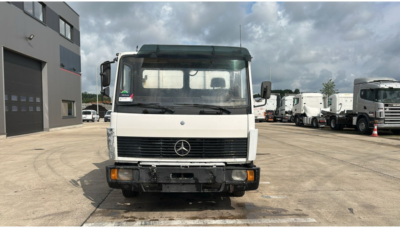 Mercedes-Benz SK 809 (POMPE MANUELLE / MANUAL PUMP / HELPER / AUXILAIRY / SPER / STEEL SUSP.) - Kiper: slika Mercedes-Benz SK 809 (POMPE MANUELLE / MANUAL PUMP / HELPER / AUXILAIRY / SPER / STEEL SUSP.) - Kiper Mercedes-Benz SK 809 (POMPE MANUELLE / MANUAL PUMP / HELPER / AUXILAIRY / SPER / STEEL SUSP.) - Kiper: slika Mercedes-Benz SK 809 (POMPE MANUELLE / MANUAL PUMP / HELPER / AUXILAIRY / SPER / STEEL SUSP.) - Kiper
