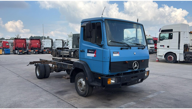 Mercedes-Benz SK 914 (EURO 2 / CHASSIS) - Kamion-šasija: slika Mercedes-Benz SK 914 (EURO 2 / CHASSIS) - Kamion-šasija Mercedes-Benz SK 914 (EURO 2 / CHASSIS) - Kamion-šasija: slika Mercedes-Benz SK 914 (EURO 2 / CHASSIS) - Kamion-šasija