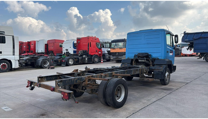 Mercedes-Benz SK 914 (EURO 2 / CHASSIS) - Kamion-šasija: slika Mercedes-Benz SK 914 (EURO 2 / CHASSIS) - Kamion-šasija Mercedes-Benz SK 914 (EURO 2 / CHASSIS) - Kamion-šasija: slika Mercedes-Benz SK 914 (EURO 2 / CHASSIS) - Kamion-šasija