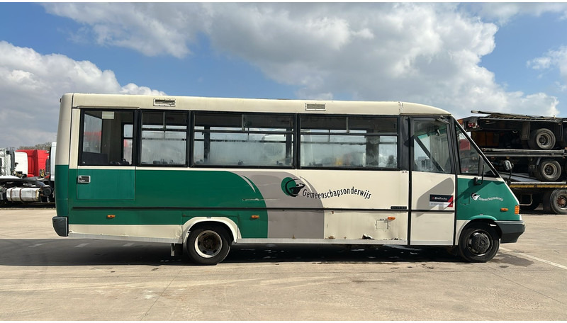 Mercedes-Benz Vario 614 (BELGIAN BUS / MANUAL PUMP / POMPE MANUELLE / BOITE MANUELLE / LAMES) - Gradski autobus: slika Mercedes-Benz Vario 614 (BELGIAN BUS / MANUAL PUMP / POMPE MANUELLE / BOITE MANUELLE / LAMES) - Gradski autobus Mercedes-Benz Vario 614 (BELGIAN BUS / MANUAL PUMP / POMPE MANUELLE / BOITE MANUELLE / LAMES) - Gradski autobus: slika Mercedes-Benz Vario 614 (BELGIAN BUS / MANUAL PUMP / POMPE MANUELLE / BOITE MANUELLE / LAMES) - Gradski autobus