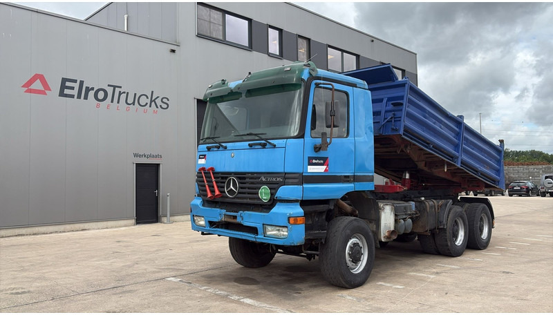 Mercedes-Benz actros 3340 (6X6 / BOITE MANUELLE /MANUAL GEARBOX / 3 PONTS / V6 / MP1) - Kiper: slika Mercedes-Benz actros 3340 (6X6 / BOITE MANUELLE /MANUAL GEARBOX / 3 PONTS / V6 / MP1) - Kiper Mercedes-Benz actros 3340 (6X6 / BOITE MANUELLE /MANUAL GEARBOX / 3 PONTS / V6 / MP1) - Kiper: slika Mercedes-Benz actros 3340 (6X6 / BOITE MANUELLE /MANUAL GEARBOX / 3 PONTS / V6 / MP1) - Kiper