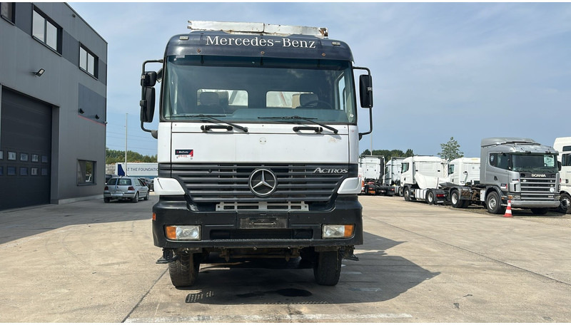 Mercedes-Benz actros 4140 (8X8 / BOITE MANUELLE / MANUAL GEARBOX / LAMES / GRAND PONT / BIG AXLE) - Kiper: slika Mercedes-Benz actros 4140 (8X8 / BOITE MANUELLE / MANUAL GEARBOX / LAMES / GRAND PONT / BIG AXLE) - Kiper Mercedes-Benz actros 4140 (8X8 / BOITE MANUELLE / MANUAL GEARBOX / LAMES / GRAND PONT / BIG AXLE) - Kiper: slika Mercedes-Benz actros 4140 (8X8 / BOITE MANUELLE / MANUAL GEARBOX / LAMES / GRAND PONT / BIG AXLE) - Kiper