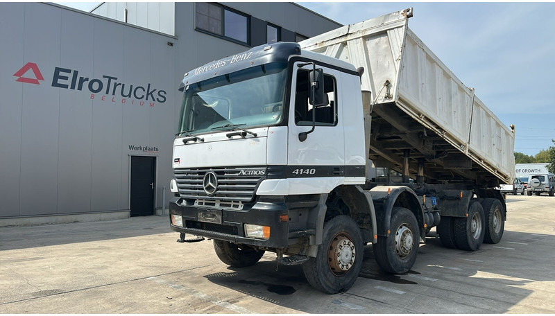Mercedes-Benz actros 4140 (8X8 / BOITE MANUELLE / MANUAL GEARBOX / LAMES / GRAND PONT / BIG AXLE) - Kiper: slika Mercedes-Benz actros 4140 (8X8 / BOITE MANUELLE / MANUAL GEARBOX / LAMES / GRAND PONT / BIG AXLE) - Kiper Mercedes-Benz actros 4140 (8X8 / BOITE MANUELLE / MANUAL GEARBOX / LAMES / GRAND PONT / BIG AXLE) - Kiper: slika Mercedes-Benz actros 4140 (8X8 / BOITE MANUELLE / MANUAL GEARBOX / LAMES / GRAND PONT / BIG AXLE) - Kiper