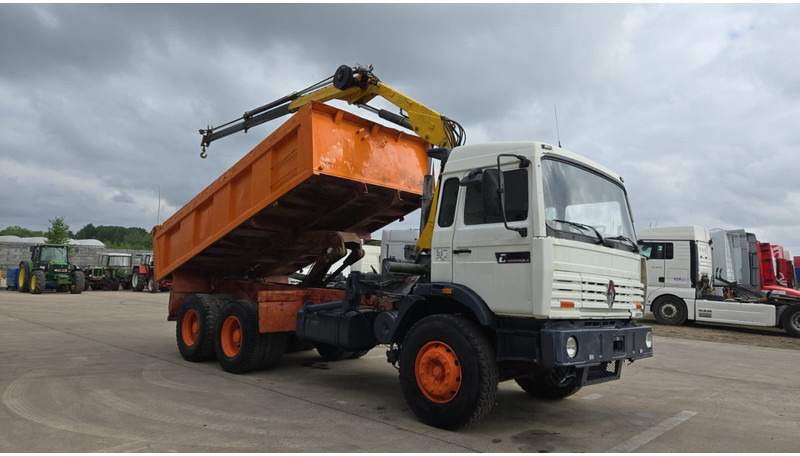 Renault G 300 Manager (POMPE MANUELLE / GRUE COPMA 90.2 / LAMES / 6X4 / GRAND PONT) - Kiper, Kamion s kranom: slika Renault G 300 Manager (POMPE MANUELLE / GRUE COPMA 90.2 / LAMES / 6X4 / GRAND PONT) - Kiper, Kamion s kranom Renault G 300 Manager (POMPE MANUELLE / GRUE COPMA 90.2 / LAMES / 6X4 / GRAND PONT) - Kiper, Kamion s kranom: slika Renault G 300 Manager (POMPE MANUELLE / GRUE COPMA 90.2 / LAMES / 6X4 / GRAND PONT) - Kiper, Kamion s kranom