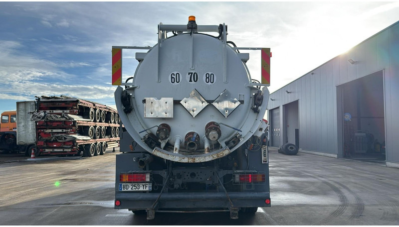 Renault Kerax 370 (10970L / CAMION FRANCAIS / VIDANGEUR / 6X4 / LAMES / GRAND PONT) - Vakum kamion: slika Renault Kerax 370 (10970L / CAMION FRANCAIS / VIDANGEUR / 6X4 / LAMES / GRAND PONT) - Vakum kamion Renault Kerax 370 (10970L / CAMION FRANCAIS / VIDANGEUR / 6X4 / LAMES / GRAND PONT) - Vakum kamion: slika Renault Kerax 370 (10970L / CAMION FRANCAIS / VIDANGEUR / 6X4 / LAMES / GRAND PONT) - Vakum kamion