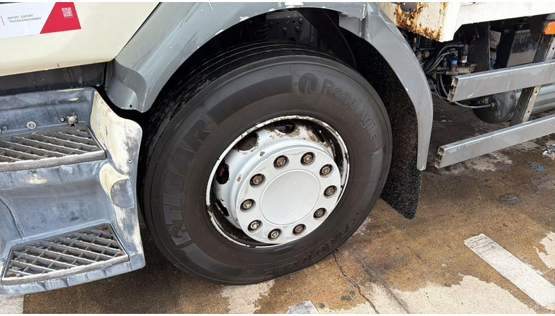 Kamion s otvorenim sandukom Renault Midlum 270 (18 TONNES / BOITE MANUELLE / MANUAL GEARBOX / GOOD CONDITION): slika Kamion s otvorenim sandukom Renault Midlum 270 (18 TONNES / BOITE MANUELLE / MANUAL GEARBOX / GOOD CONDITION) Kamion s otvorenim sandukom Renault Midlum 270 (18 TONNES / BOITE MANUELLE / MANUAL GEARBOX / GOOD CONDITION): slika Kamion s otvorenim sandukom Renault Midlum 270 (18 TONNES / BOITE MANUELLE / MANUAL GEARBOX / GOOD CONDITION)