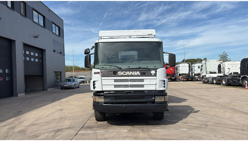 Scania 94 - 260 (BOITE MANUELLE / LAMES / STEEL SUSP. / 6X4 / MANUAL GEARBOX) - Kiper: slika Scania 94 - 260 (BOITE MANUELLE / LAMES / STEEL SUSP. / 6X4 / MANUAL GEARBOX) - Kiper Scania 94 - 260 (BOITE MANUELLE / LAMES / STEEL SUSP. / 6X4 / MANUAL GEARBOX) - Kiper: slika Scania 94 - 260 (BOITE MANUELLE / LAMES / STEEL SUSP. / 6X4 / MANUAL GEARBOX) - Kiper
