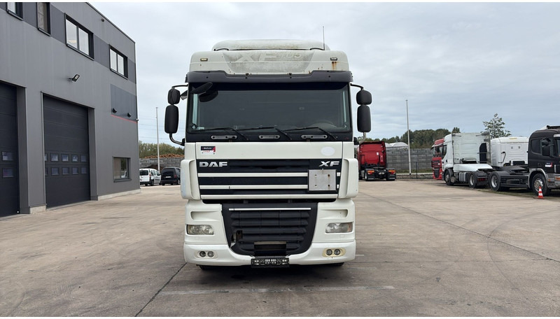 DAF 105 XF 460 (AIRCO / GOOD CONDITION / BONNE ETAT / BOITE MANUALLE / GEARBOX MANUAL) - Tegljač: slika DAF 105 XF 460 (AIRCO / GOOD CONDITION / BONNE ETAT / BOITE MANUALLE / GEARBOX MANUAL) - Tegljač DAF 105 XF 460 (AIRCO / GOOD CONDITION / BONNE ETAT / BOITE MANUALLE / GEARBOX MANUAL) - Tegljač: slika DAF 105 XF 460 (AIRCO / GOOD CONDITION / BONNE ETAT / BOITE MANUALLE / GEARBOX MANUAL) - Tegljač
