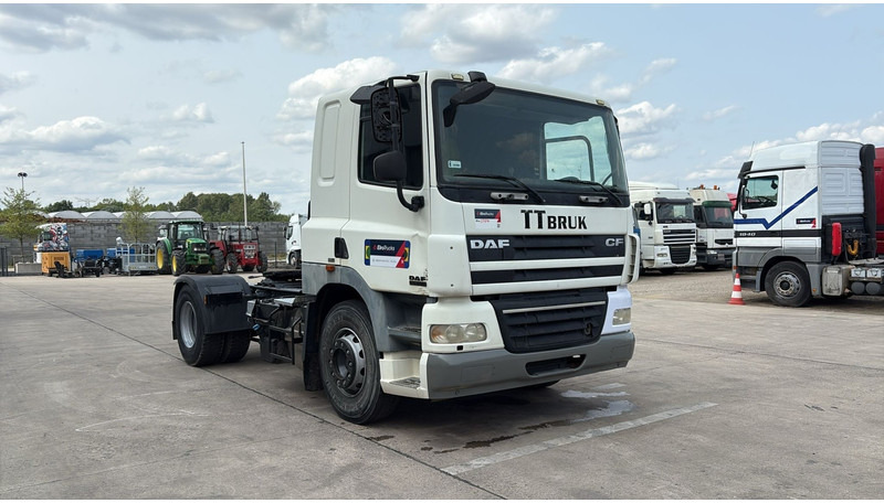 DAF 85 CF 410 (LOW CABIN / PETIT CABINE / TRES PROPRE / CLEAN CONDITION) - Tegljač: slika DAF 85 CF 410 (LOW CABIN / PETIT CABINE / TRES PROPRE / CLEAN CONDITION) - Tegljač DAF 85 CF 410 (LOW CABIN / PETIT CABINE / TRES PROPRE / CLEAN CONDITION) - Tegljač: slika DAF 85 CF 410 (LOW CABIN / PETIT CABINE / TRES PROPRE / CLEAN CONDITION) - Tegljač